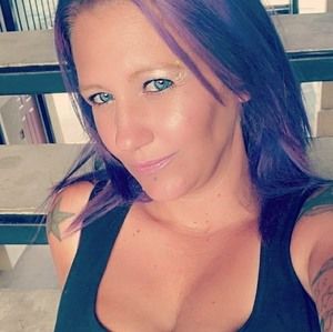 Meet your Posher, Cassandra